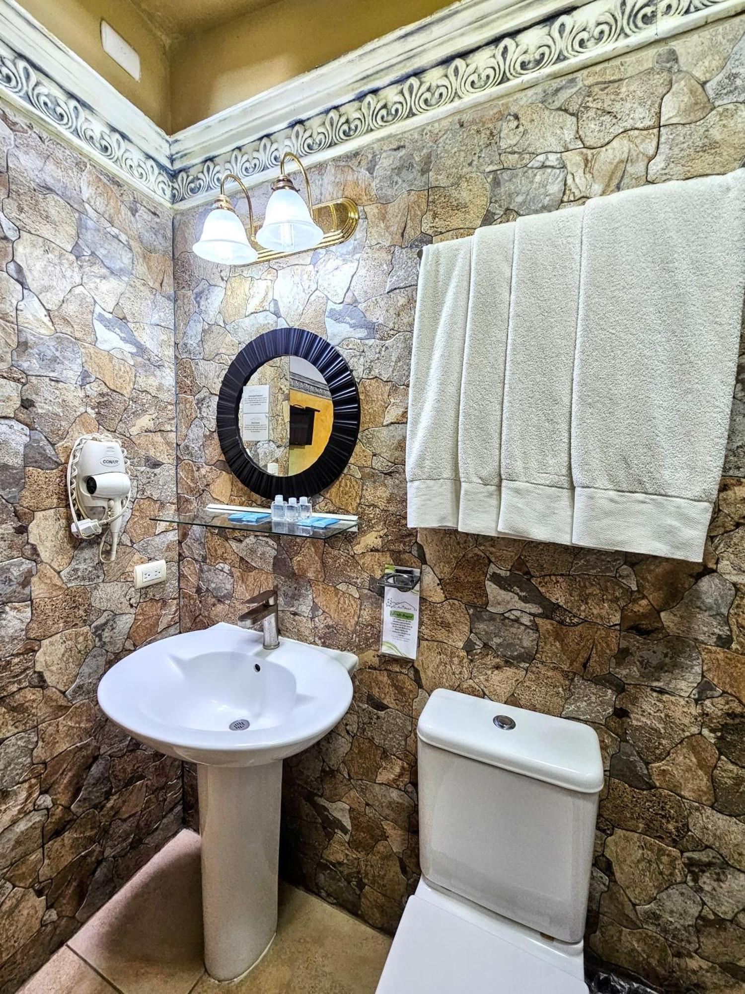 Antigua Inn Hotel 危地马拉 外观 照片